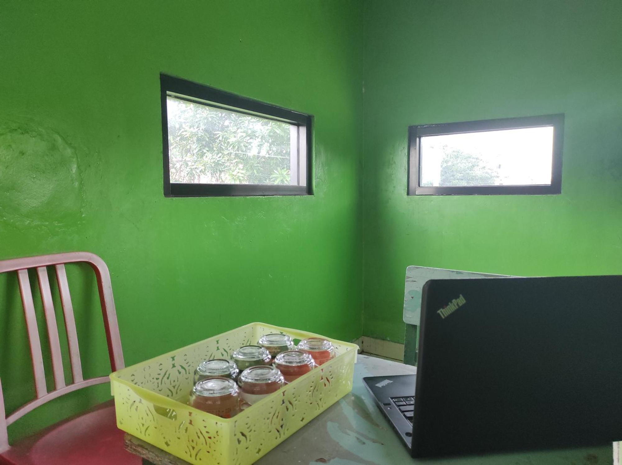 OYO 90333 Wisma Tenang Jaya Syariah Majalengka Bagian luar foto